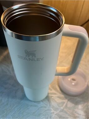 Stanley White Travel Tumbler with Handle